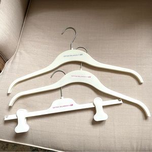 🩷 Matthew Williamson X H&M Set Of 3 cloth garment HANGERS